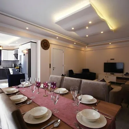 “villa Desen”oludenizde Mustakil 4+1 Havuzlu 빌라 페티예